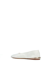 Fleur Flat